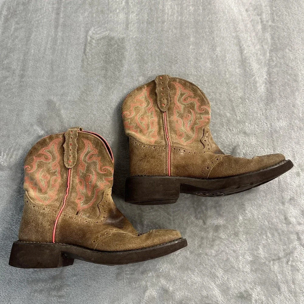 Justin Boots Size 7 Brown Suede‎ Western Cowboy Paisley Embroidered L9604